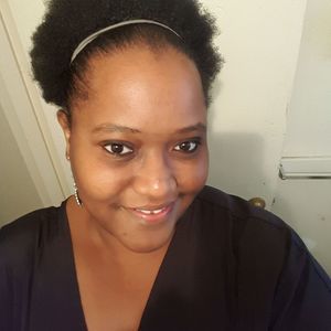 Meet your Posher, Latoya