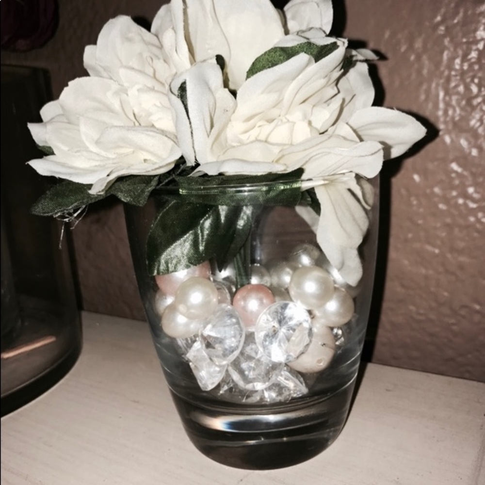 Flower base - Picture 2 of 3