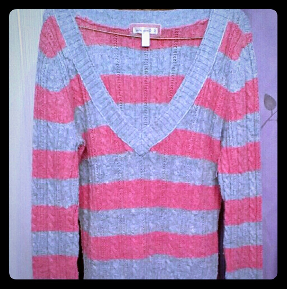 Aeropostale V Neck Sweater