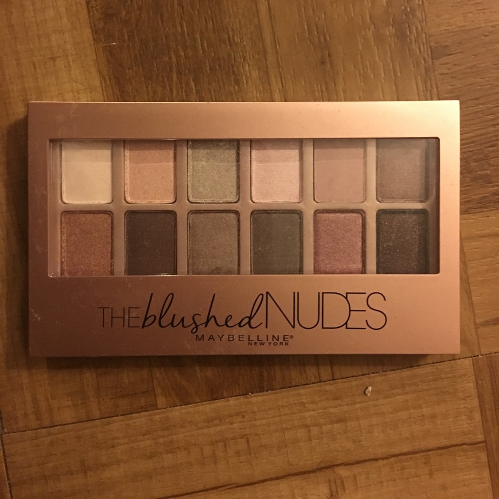 Eye shadow - Picture 1 of 2