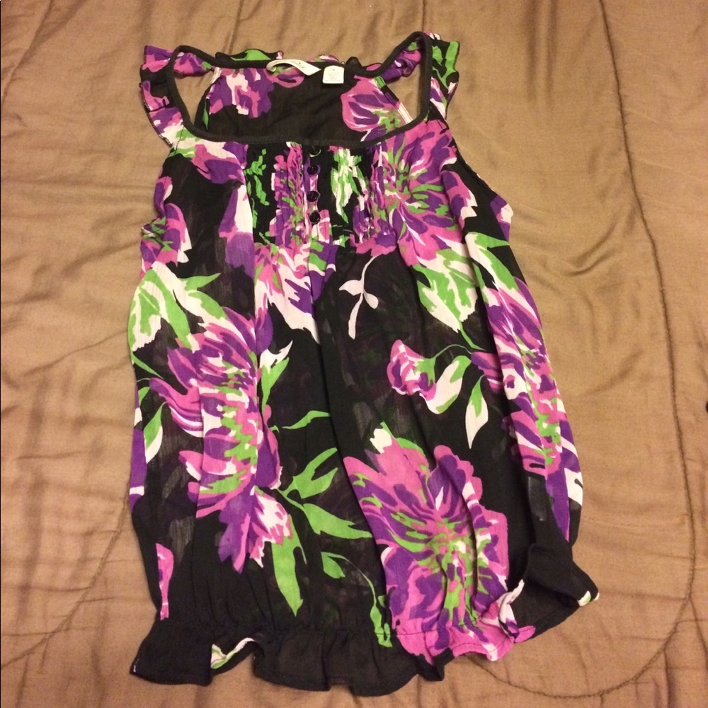 Flowy floral Derek heart top