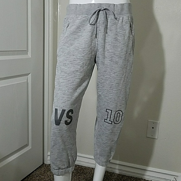 Victoria's Secret Pants - NWT!  VICTORIA'S SECRET cropped joggers