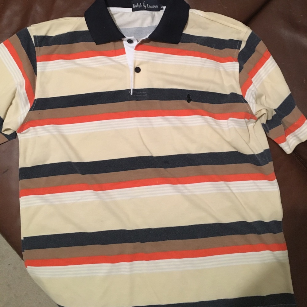 Old Ralph Lauren size MEDIUM. Thin yet 10/10
