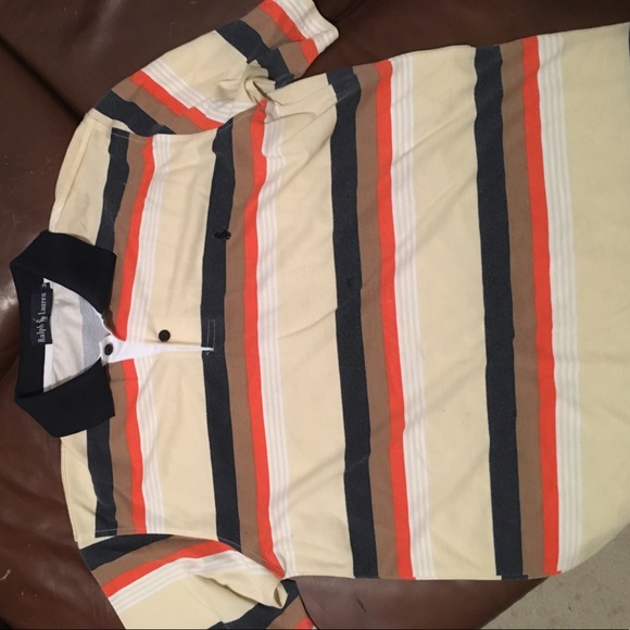Old Ralph Lauren size MEDIUM. Thin yet 10/10 - Picture 2 of 4
