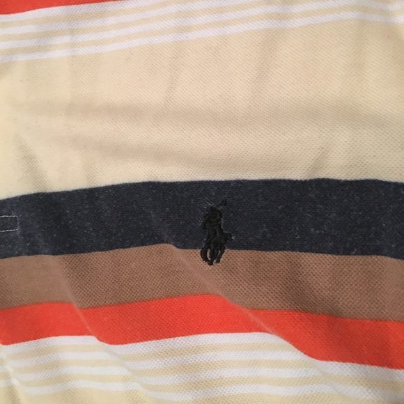 Old Ralph Lauren size MEDIUM. Thin yet 10/10 - Picture 3 of 4