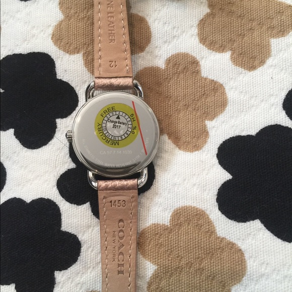 COACH WATCH - Picture 4 of 5