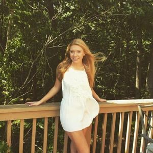 Meet your Posher, Monica