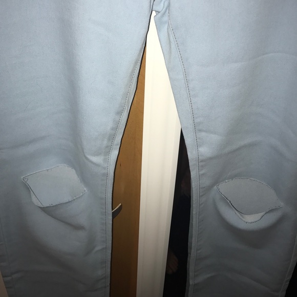 NWT light denim high waisted jeans - Picture 2 of 5