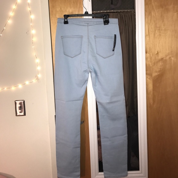 NWT light denim high waisted jeans - Picture 4 of 5