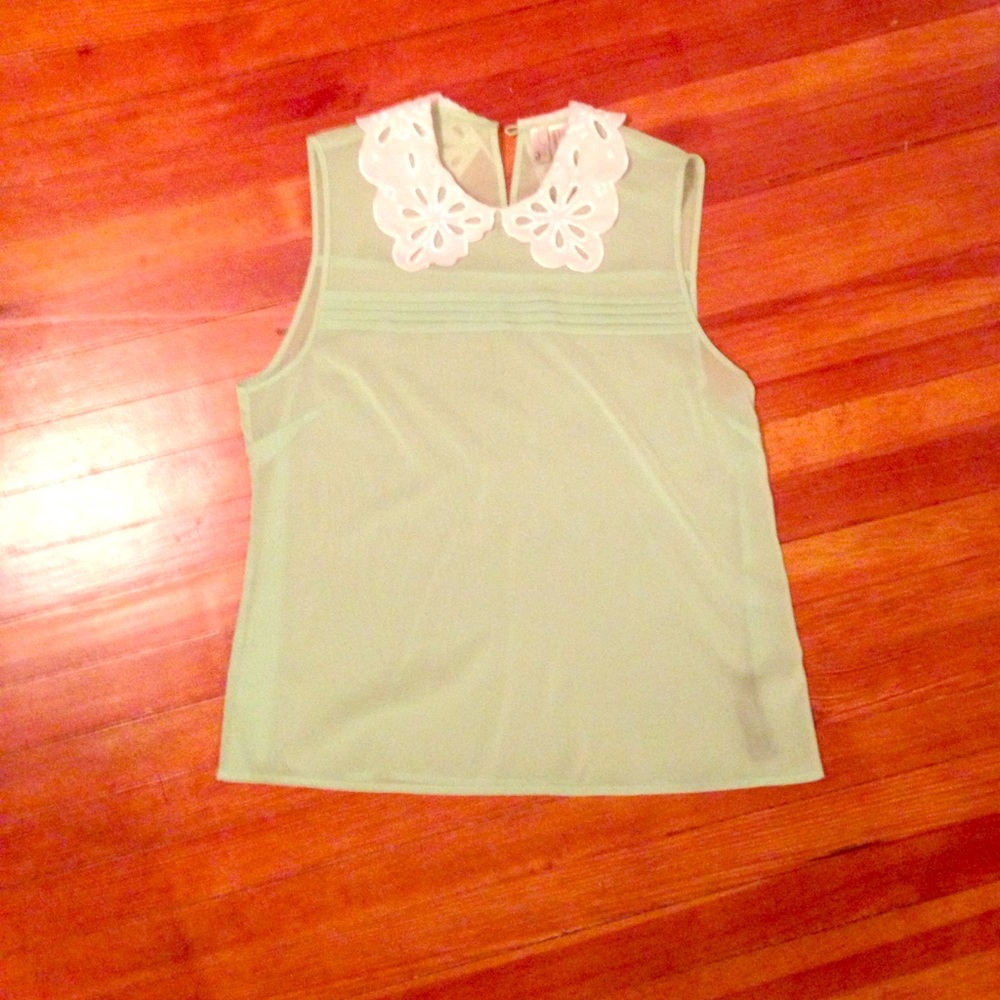 Sheet light green tank