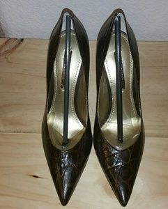 Dark brown croco Nine West pumps