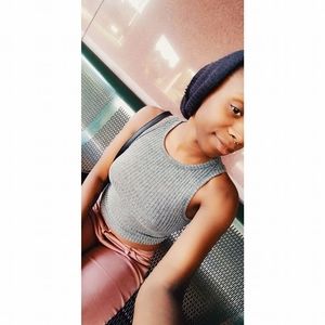 Meet your Posher, Ariana