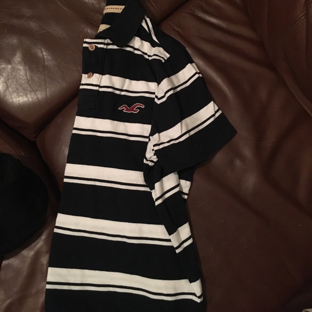 SOLDHollister soft polo. Size XL. Size runs small!