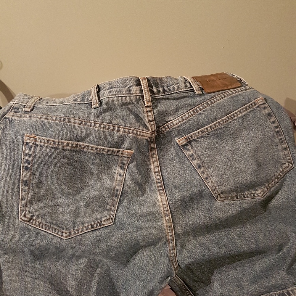 *gifted w/ purchase* Men's Calvin Klein shorts