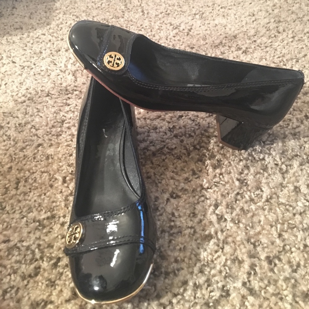 Tory butch loafer