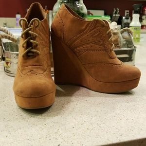 Tan wedged booties