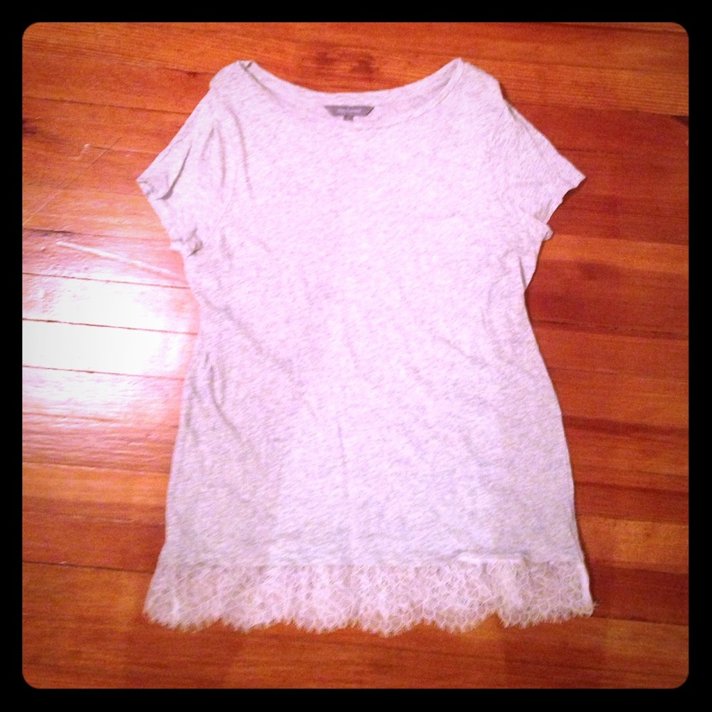 Lace bottomed tee