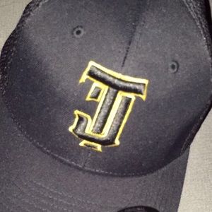 Meet your Posher, Carlos