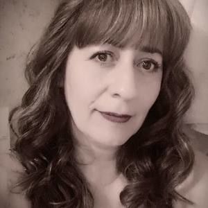 Meet your Posher, Yolanda