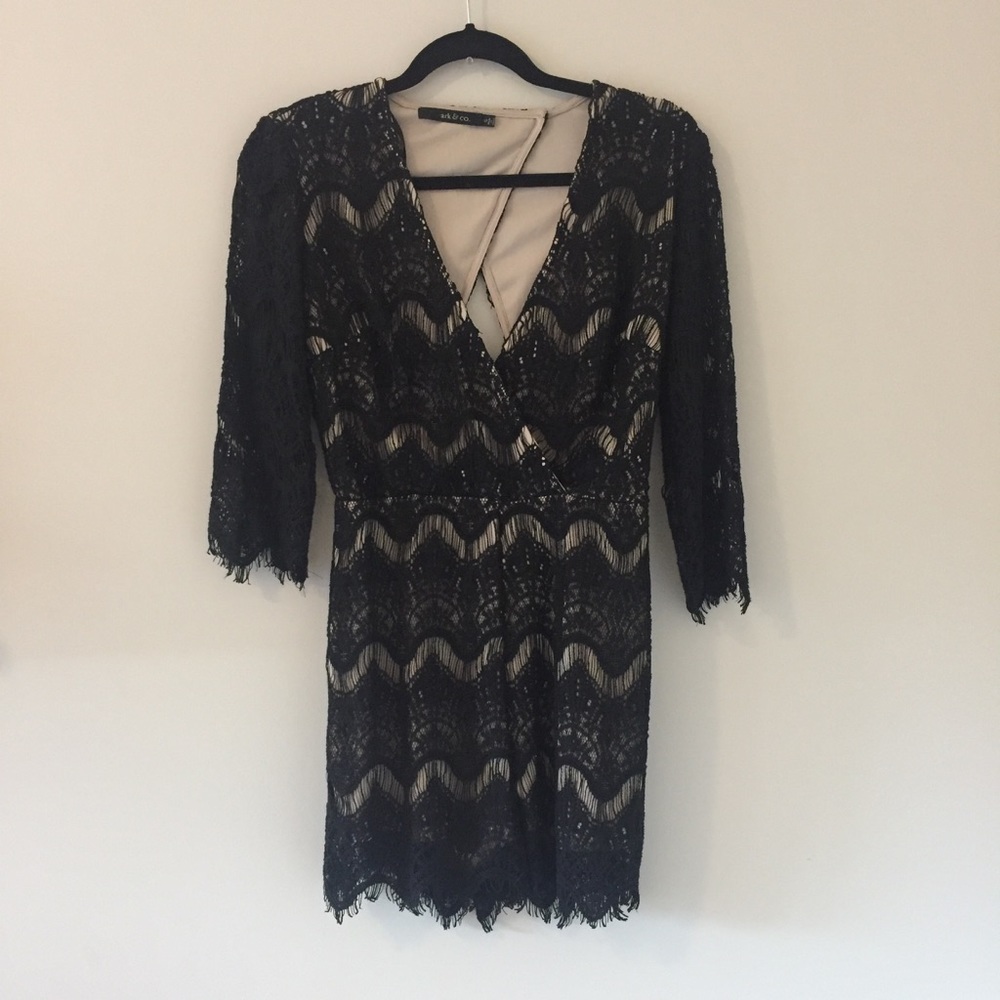 ☀️ Black lace romper - Picture 2 of 5