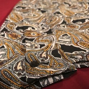Beautiful paisley button up.