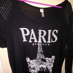 Long sleeve paris shirt.