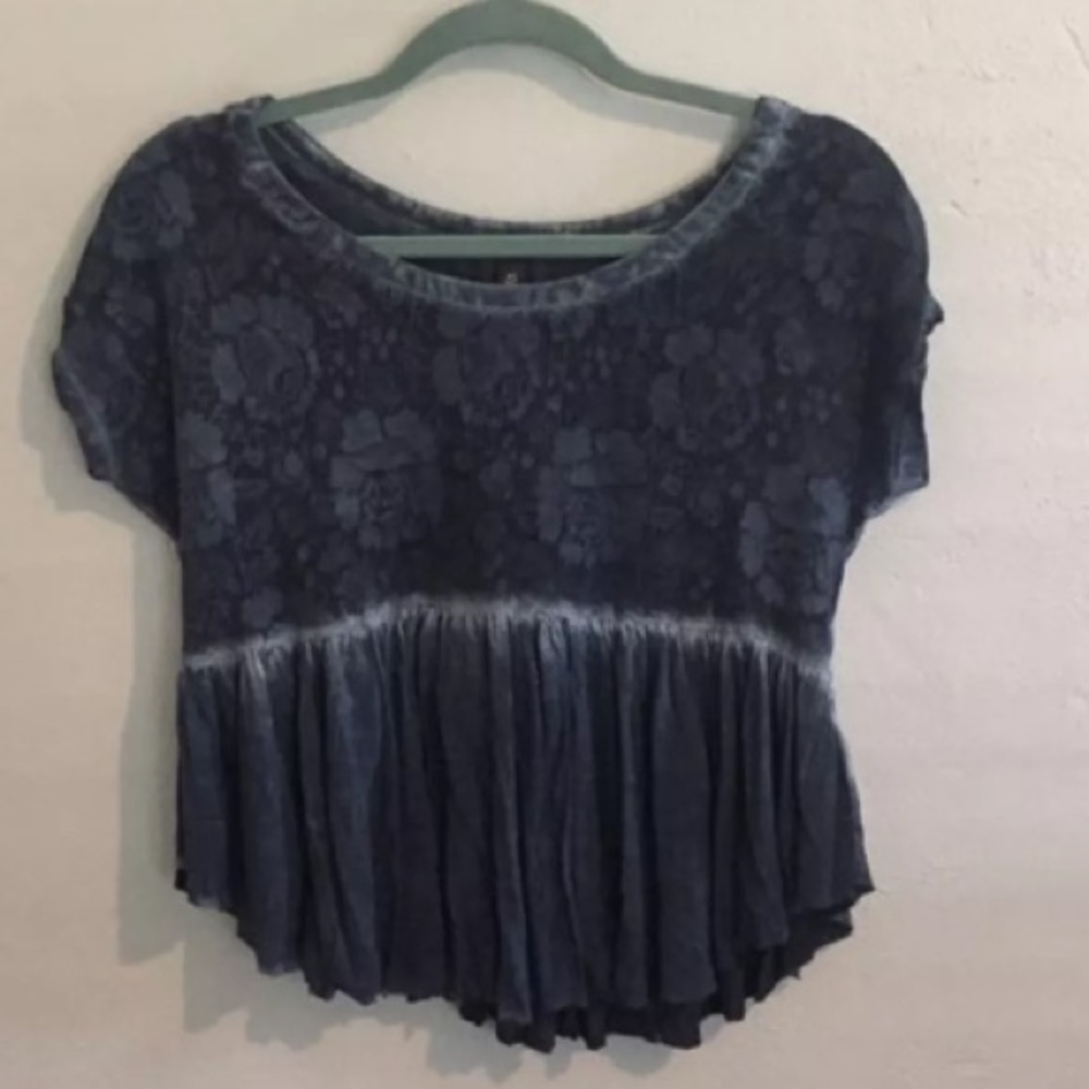 Jessica Simpson top
