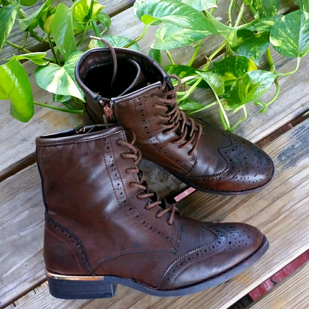 Brown ankle boots