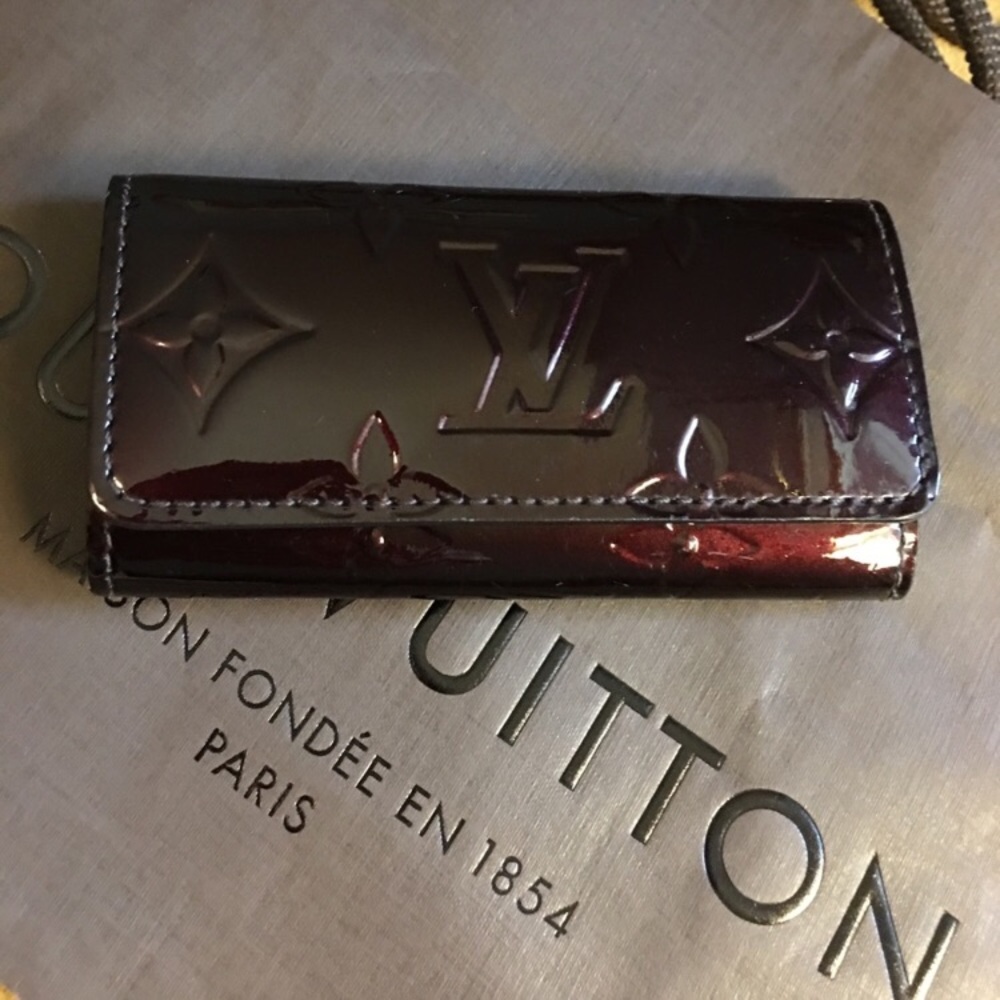 Louis Vuitton key holder