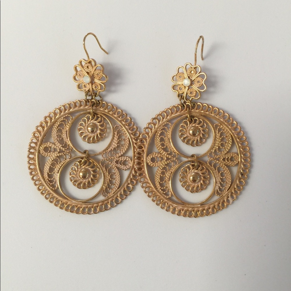 Gold earrings