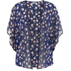 ✨$4 SALE✨ Floral Kimono