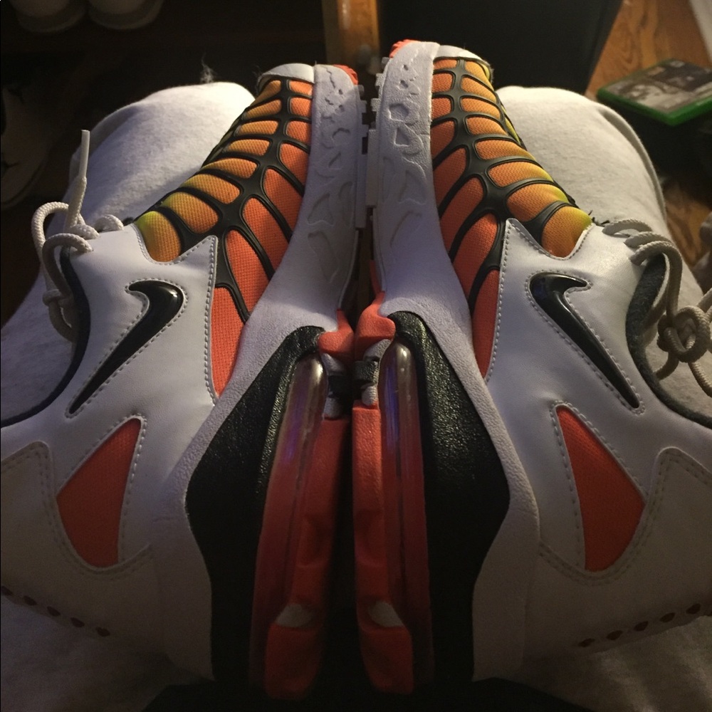 Nike Air Max - Picture 1 of 6
