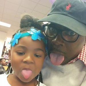 Meet your Posher, Victor