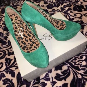 Jessica Simpson heels