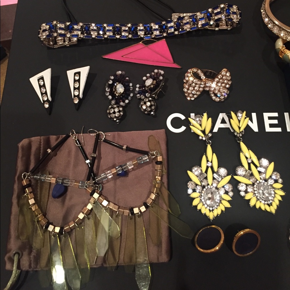 All Or Nothing Accessories Value Over $350! - image 1