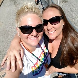 Meet your Posher, Holly