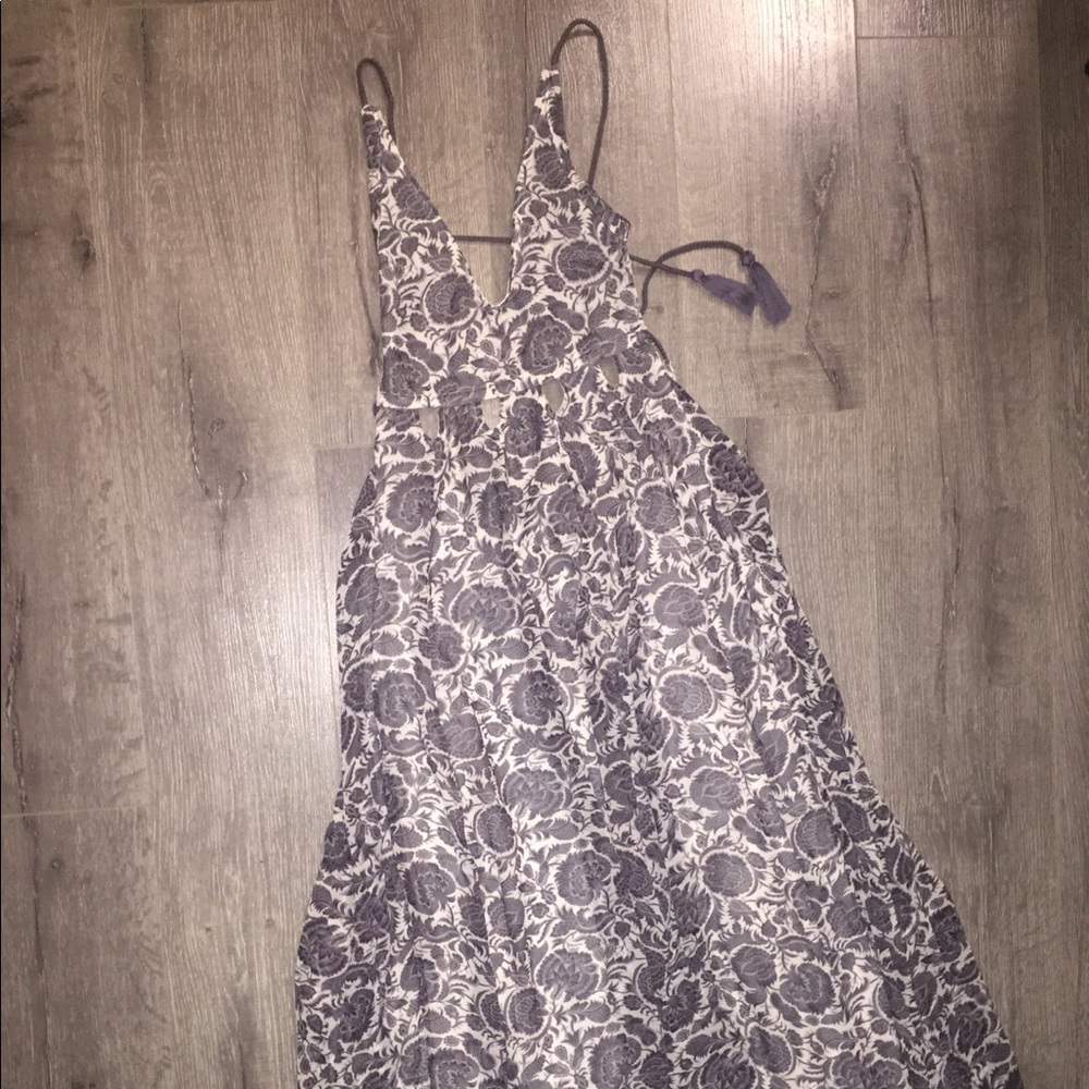 Long maxi dress with cute details!