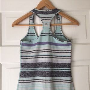 Lululemon Cool Racerback Discovery Size 4
