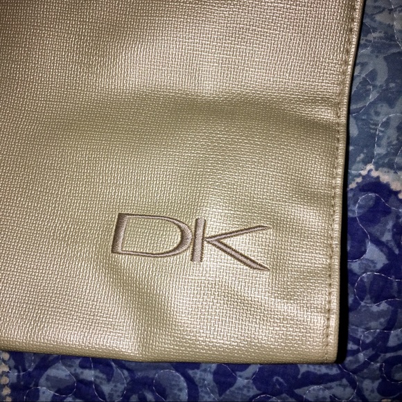 GIFTED💕DONNA KARAN💕TOTE - Picture 2 of 6