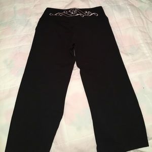 Adorable embroidered yoga capris