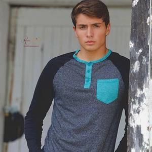 Meet your Posher, Xavier