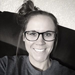 Meet your Posher, Debra