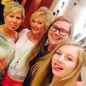 Meet your Posher, Michele