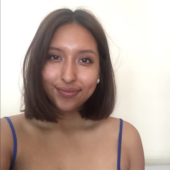 Meet your Posher, Cindy - Picture 1 of 1