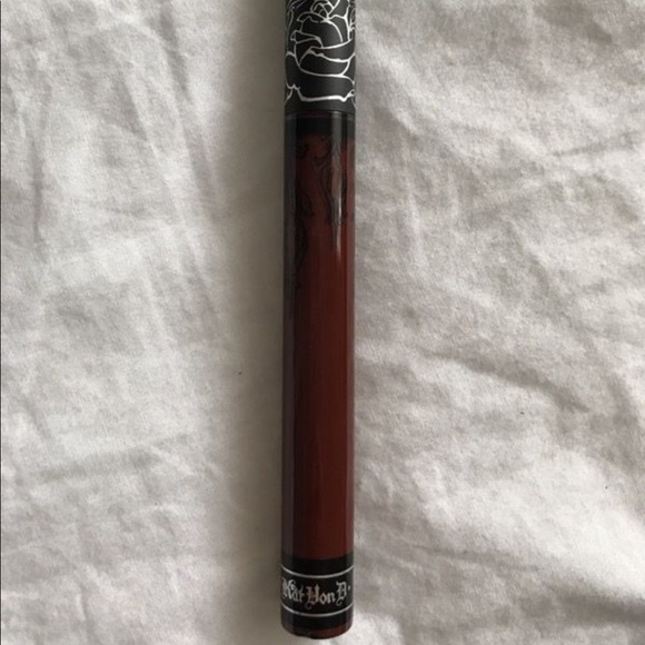 Kat Von D Makeup - Kat Von D liquid lipstick Kat Von D Makeup - Kat Von D liquid lipstick