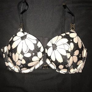 Very Sexy Push-Up Bra