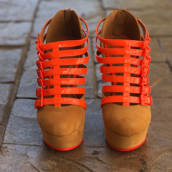 Distressed Multiple Straps Color-block Wedge - Picture 4 of 4