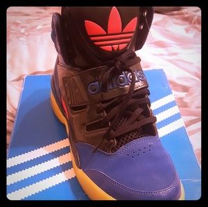 Adidas hackmore