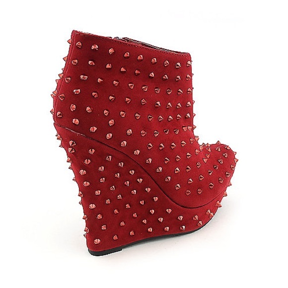 Red Velvet Fierce Spiked Campbell Bootie - Picture 2 of 6