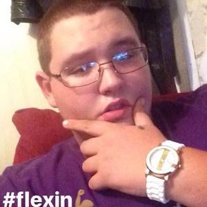 Meet your Posher, Derrick